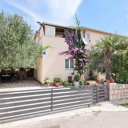 Marta Apartment Maslenica