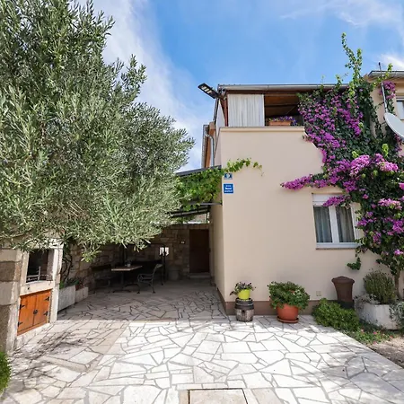 Marta Apartment Maslenica