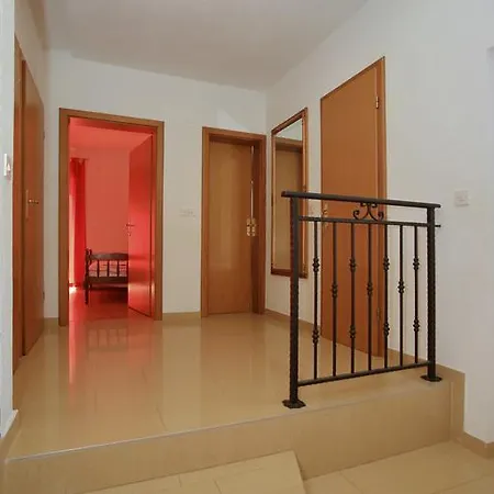 Marta Appartamento Maslenica